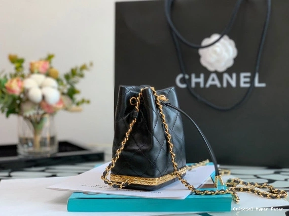 HyperPeter WITH CHAIN BUCKET CHANEL SMALL 0812